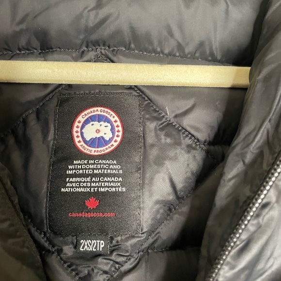 Canada Goose Camp Hooded Coat Jacket - Picture 10 of 10